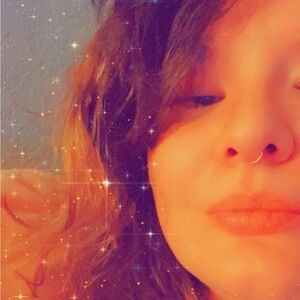 Meet your Posher, Alison